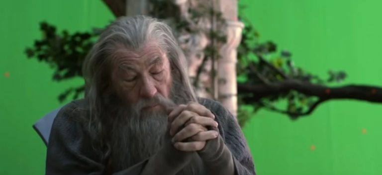 ian mckellen’s snoring distracts theatre audience