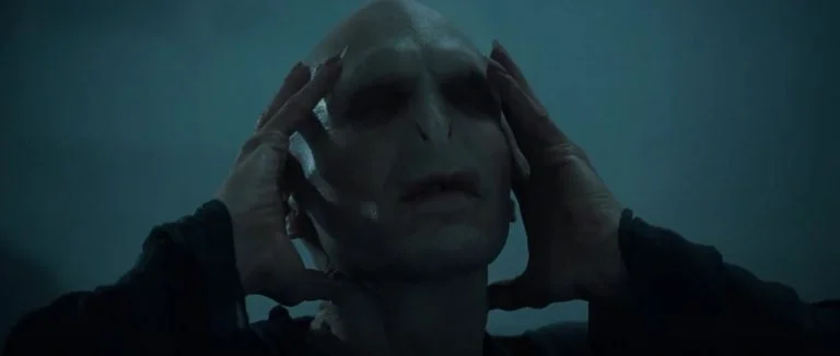 warner bros. confirms ralph fiennes and miranda richardson